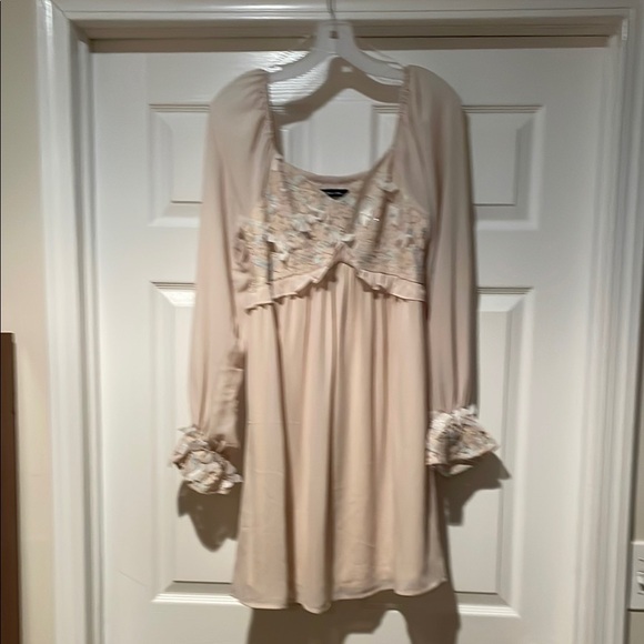 Cream Long Sleeve Dress with Lace Detail - Picture 1 of 3